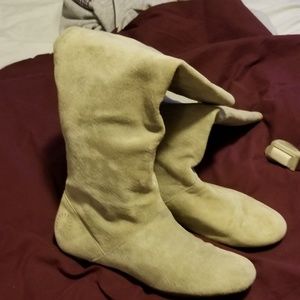 **SOLD**  Rare uggs